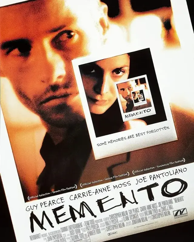فیلم یادگاری (Memento) پوستر