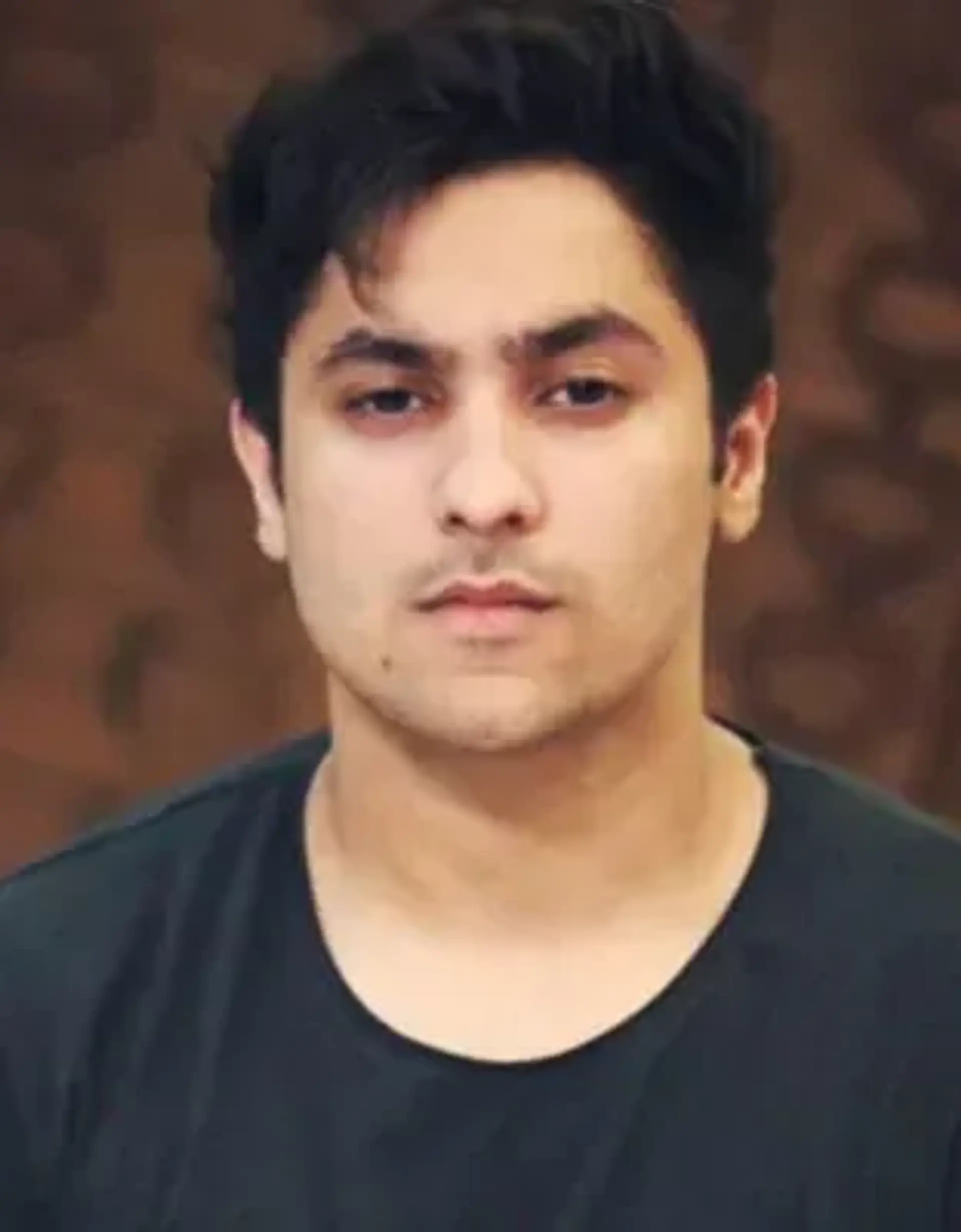 هارش  بنیوال