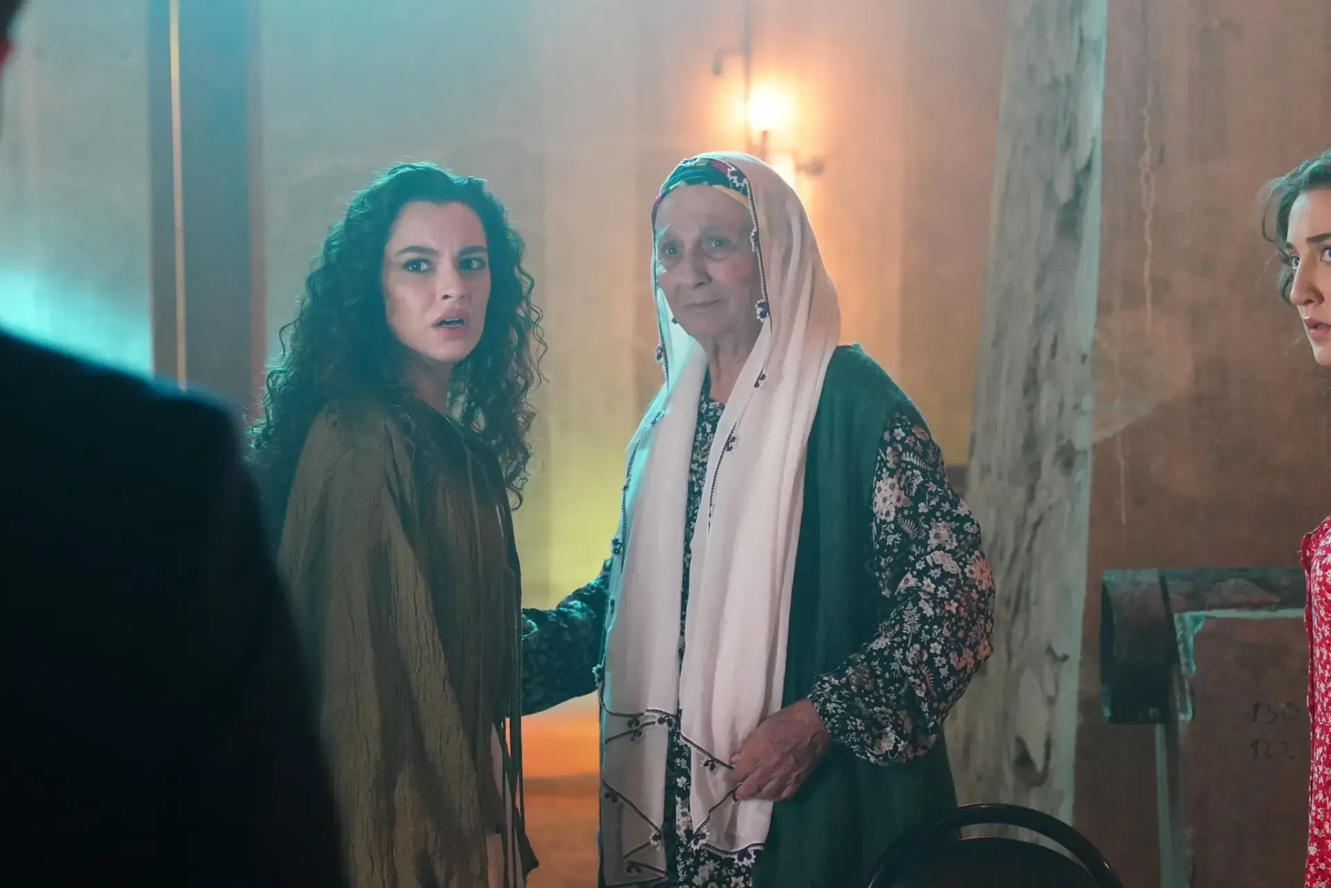 دانلود سریال داستان یک شب