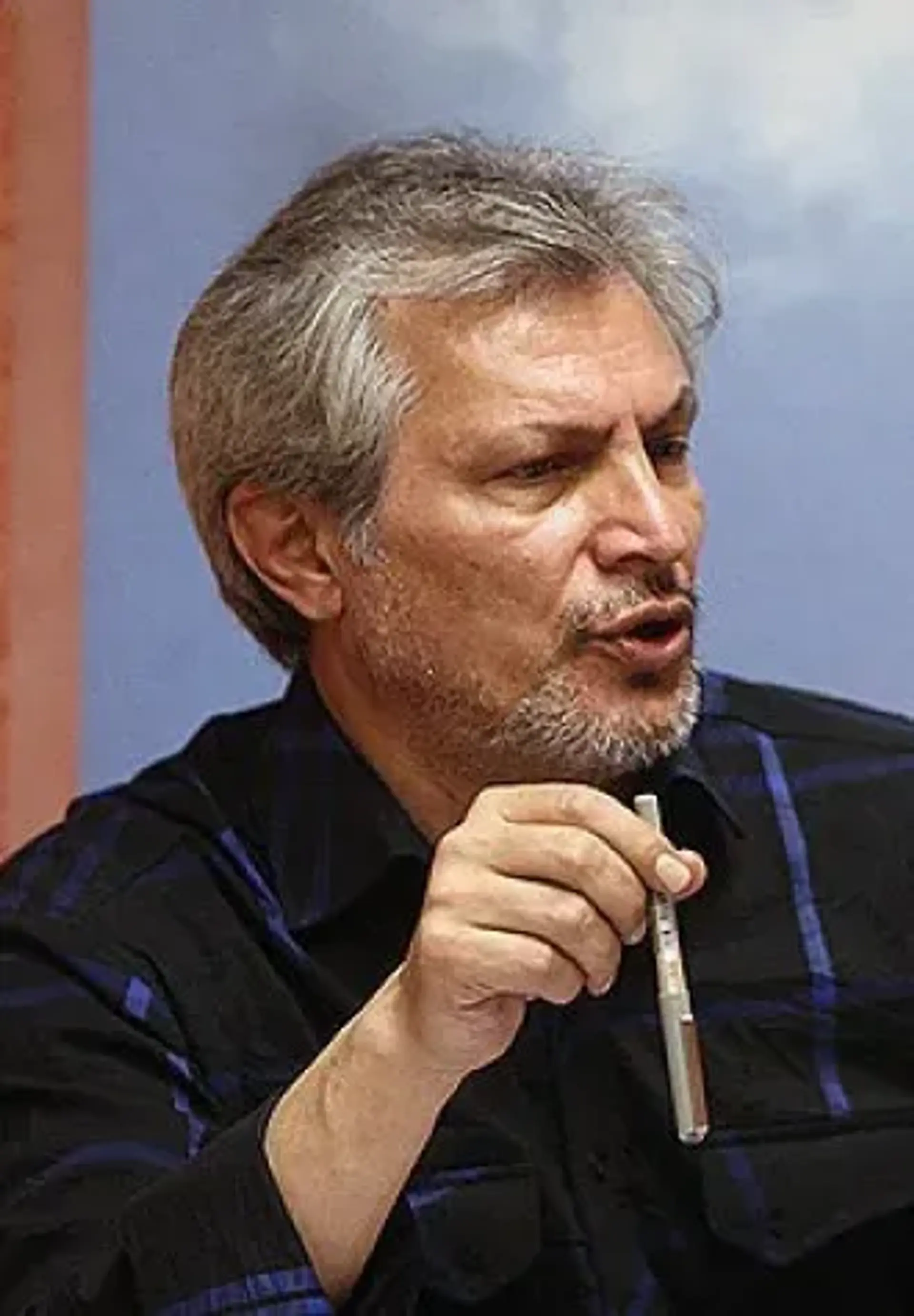 فرامرز روشنایی