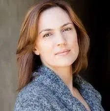 لزلی فرا