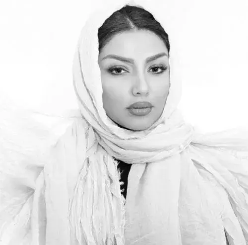 مهسا کامیابی