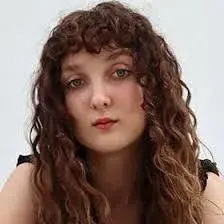 کایرا جنس ون  رنسبورگ