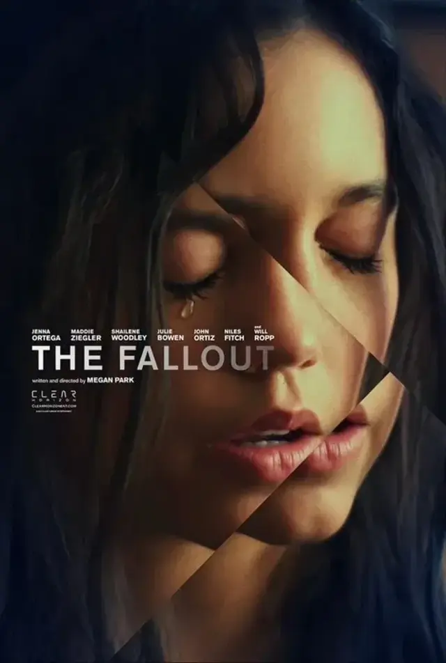 فیلم سقوط 2021 (The Fallout) پوستر
