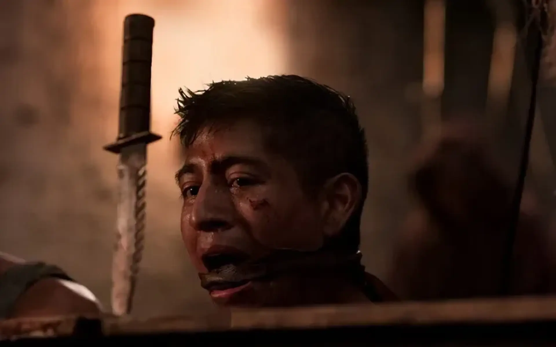 دانلود فیلم پیچ اشتباه 2021